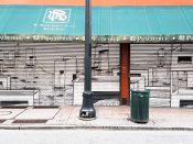 Gyun Hur<br/>2017 - 2025<br/><span style= "font-size: 6pt">33.7523118566926, -84.39184687640385</span> Street Art Mural formerly in Downtown Atlanta by Gyun Hur created for Elevate Atlanta featuring boxes on stands