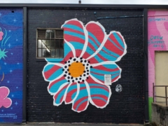 Helen Choi<br/>2024 - 2025<br/><span style= "font-size: 6pt">33.74370829184181, -84.43889318863602</span> Street Art Mural in Westview Atlanta by Helen Choi featuring a flower.