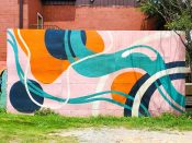 Artist ?<br/>2025 - 2026<br/><span style= "font-size: 6pt">33.754045785114734, -84.37366597735871</span> Street Art Mural formerly in Sweet Auburn Atlanta by an unknown artist featuring an abstract pattern